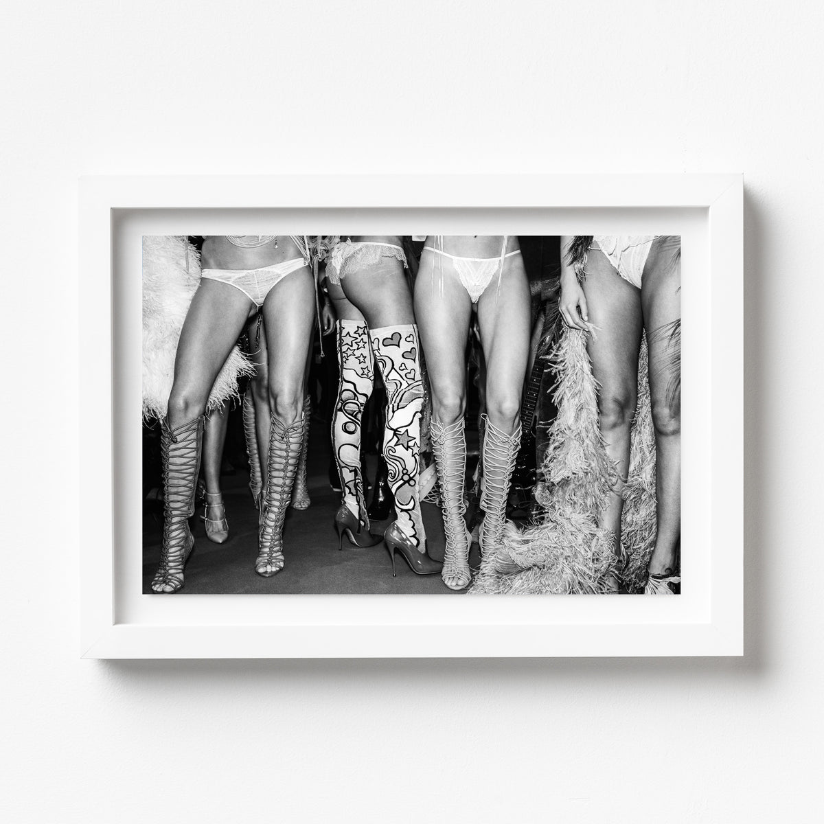 Black and White Prints – LEISURE PIECE